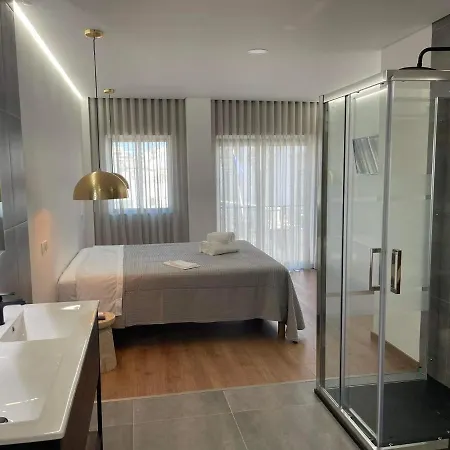 Pontinha Exclusive House Guest house